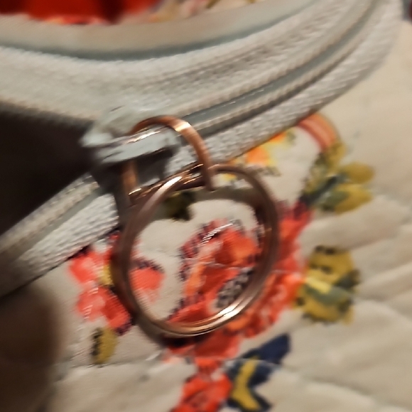 Vera Bradley Floral Quilted Bag - Cream - Picture 5 of 8